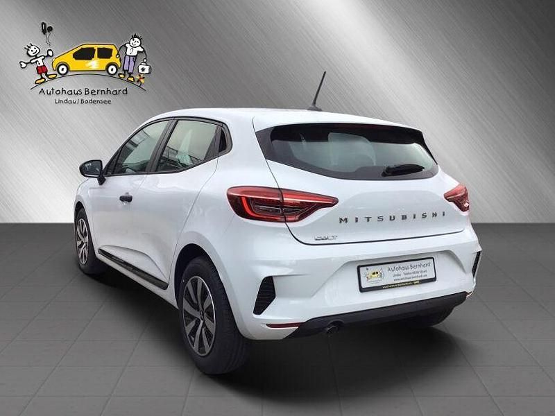 Gebraucht Mitsubishi Colt Basis 67 PS (49 kW) 2024 Antarktisweiss Kleinwagen