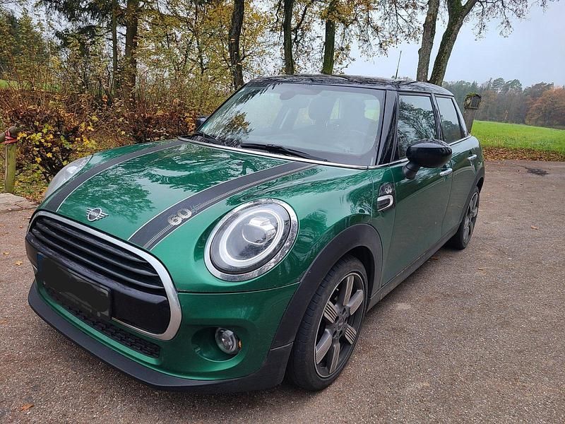 Second-hand Mini Cooper 136 CP (100 kW) 2019 Verde Hatchback