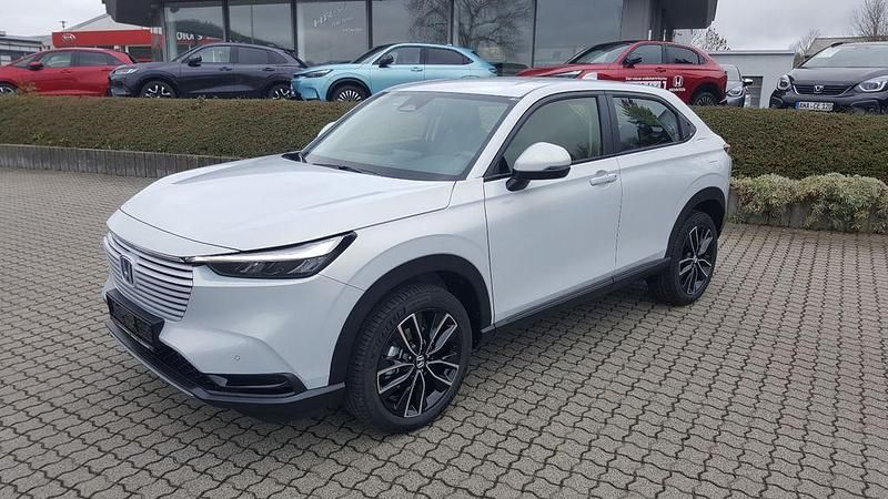 Weiß Gebraucht 2023 Honda HR-V Elegance SUV | 31.990 € (Teuer) - Bild 1/4