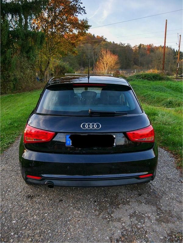 Gebraucht Audi A1 Sportback 95 PS (69 kW) 2017 Schwarz Kleinwagen