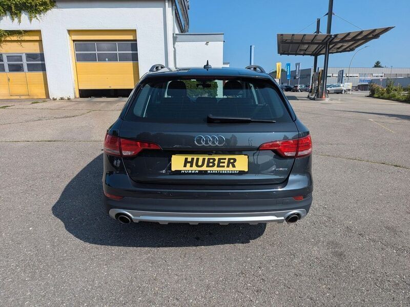 Gebraucht Audi A4 Allroad 245 PS (180 kW) 2019 Grau Kombi