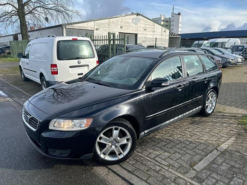 Gebraucht Volvo V50 136 PS (100 kW) 2008 Schwarz Kombi