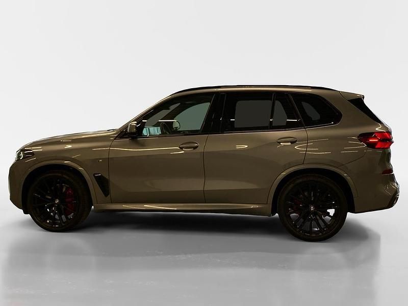 Neu BMW X5 M Sport 352 PS (258 kW) 2026 Skyscraper grau metallic SUV