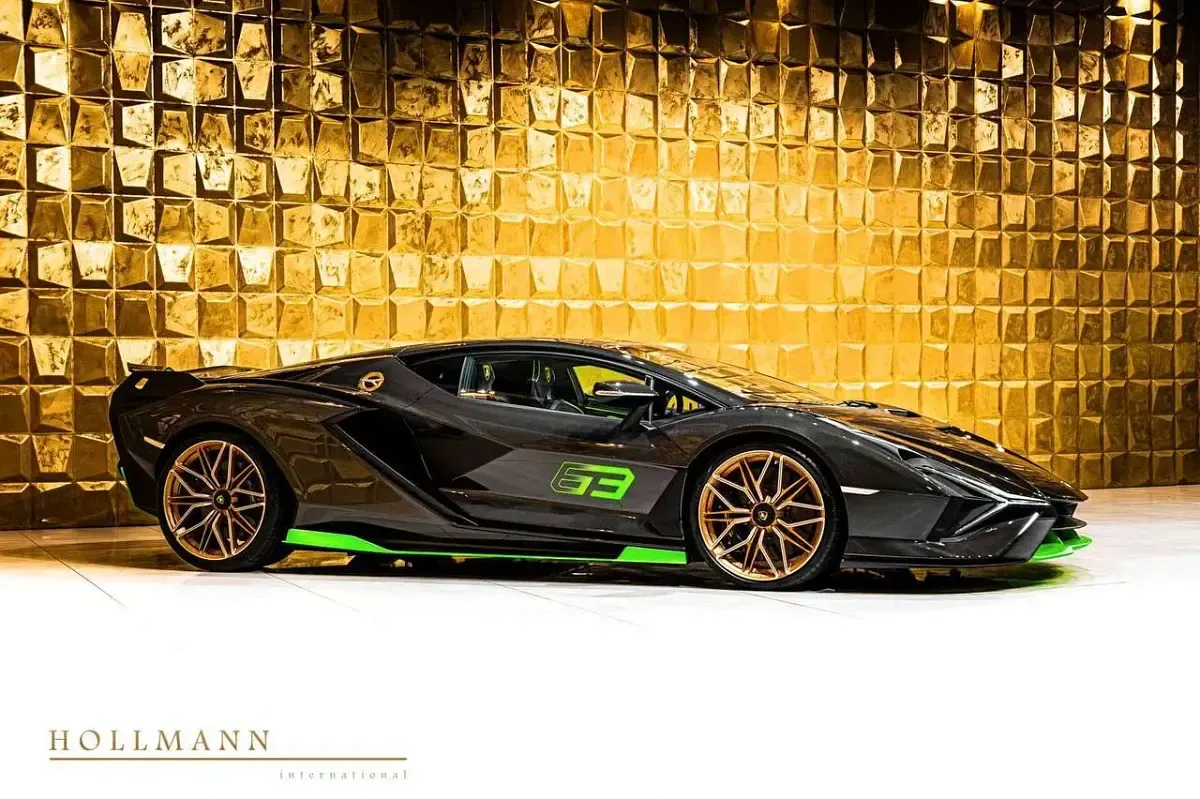 Gebraucht Lamborghini Sian 818 PS (601 kW) 2021 Carbon look (shiny) Coupé