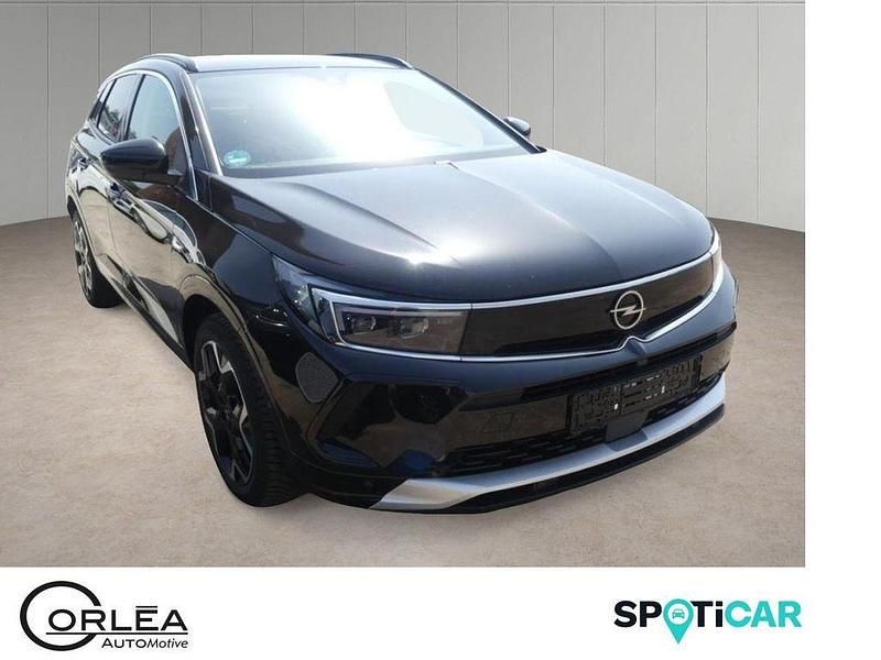Diamant schwarz (metallic) Gebraucht 2024 Opel Grandland X Ultimate SUV | 27.990 € (Fairer Preis) - Bild 1/4
