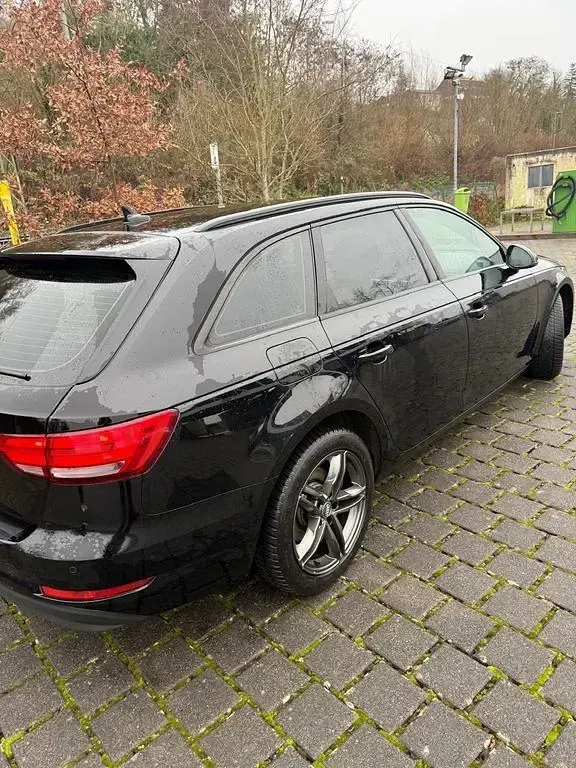 Gebraucht Audi A4 S-Line 150 PS (110 kW) 2016 Schwarz Kombi