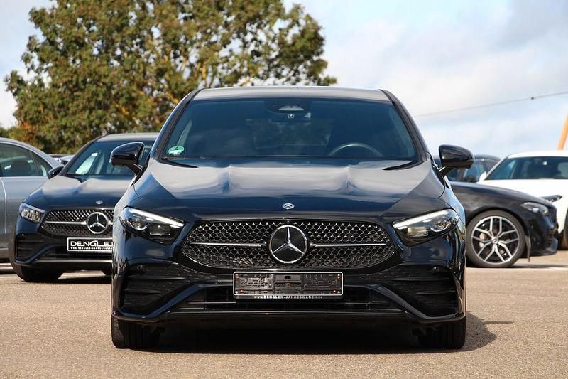 Gebraucht Mercedes A200 Night 163 PS (119 kW) 2024 Schwarz Limousine