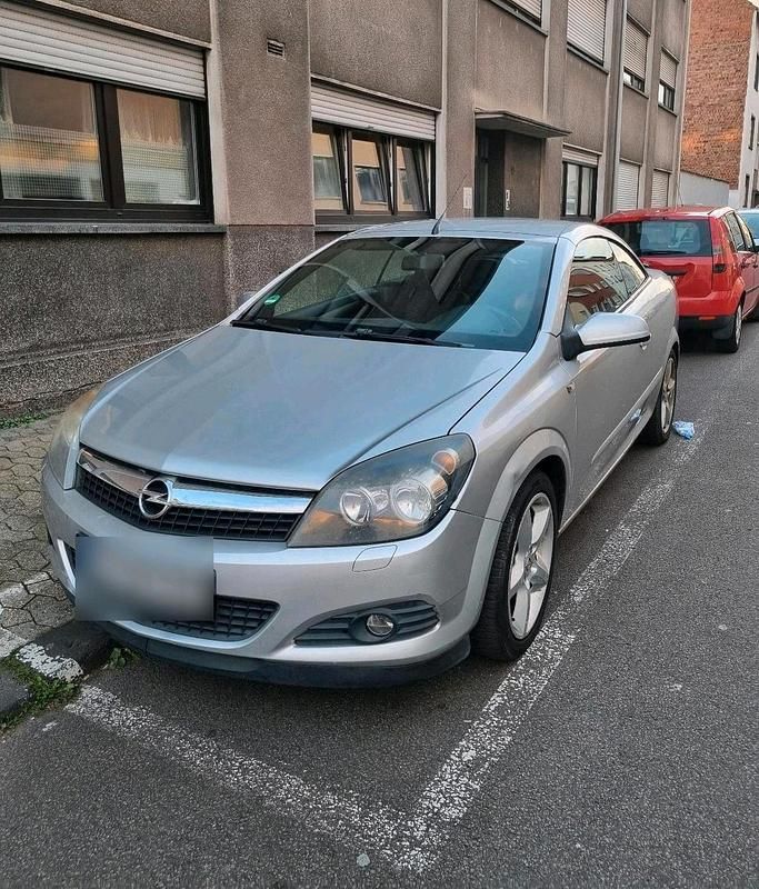 Silber Gebraucht 2006 Opel Astra Cabriolet Edition Cabrio | 1.000 € (Guter Preis) - Bild 1/4