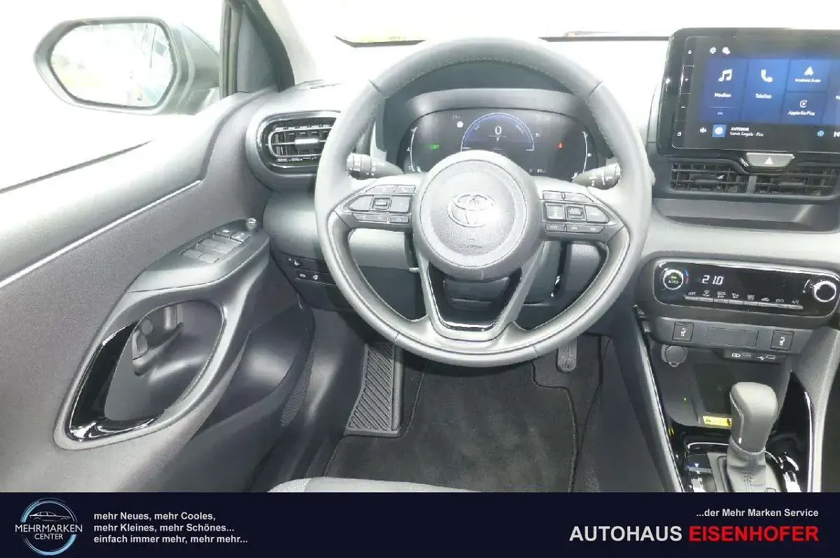 Neu Toyota Yaris Hybrid 116 PS (85 kW) 2026 Other Kleinwagen