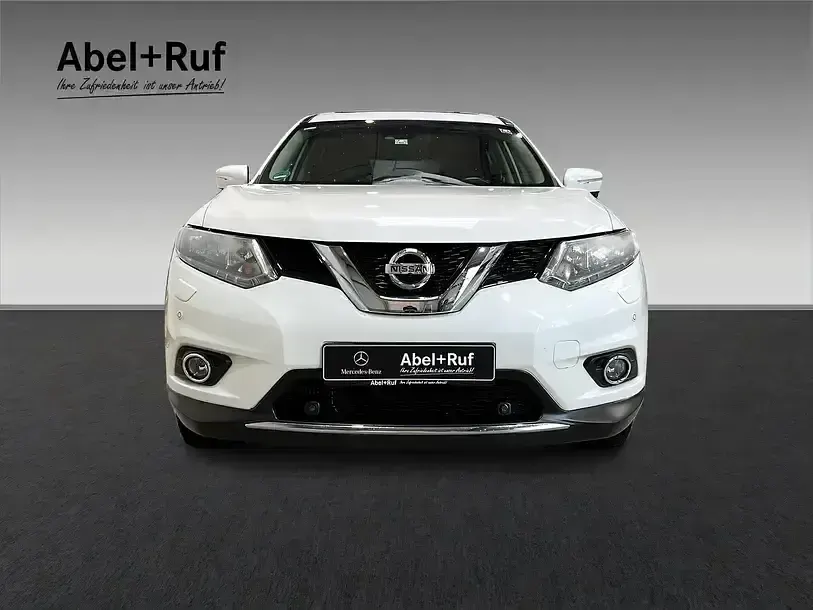 Gebraucht Nissan X-Trail Acenta 177 PS (130 kW) 2017 Brilliant white (m) SUV