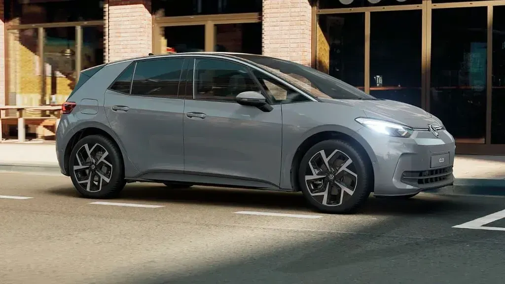 Gebraucht VW ID.3 Pro 150 kW (204 PS) 2024 Grau Kleinwagen