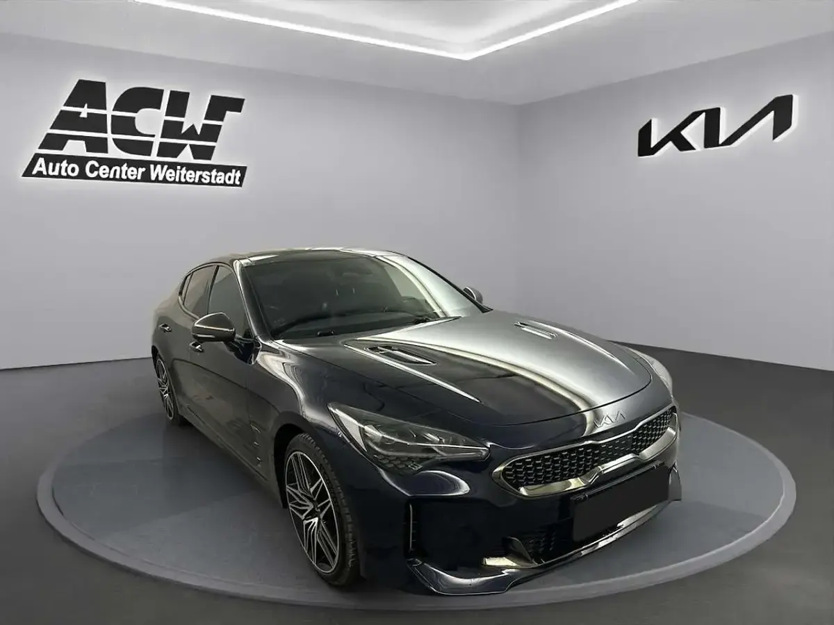 Gebraucht Kia Stinger GT 366 PS (269 kW) 2023 Blau Kleinwagen