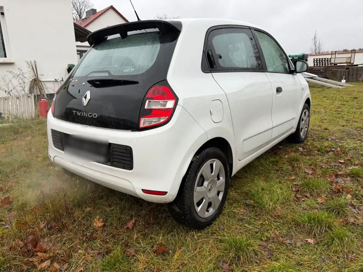 Używany Renault Twingo Experience 71 KM (52 kW) 2017 Biały Hatchback