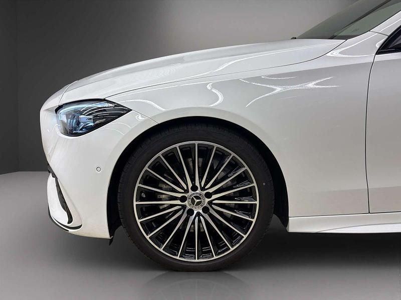 Gebraucht Mercedes C300 AMG 265 PS (194 kW) 2025 Weiß Kombi