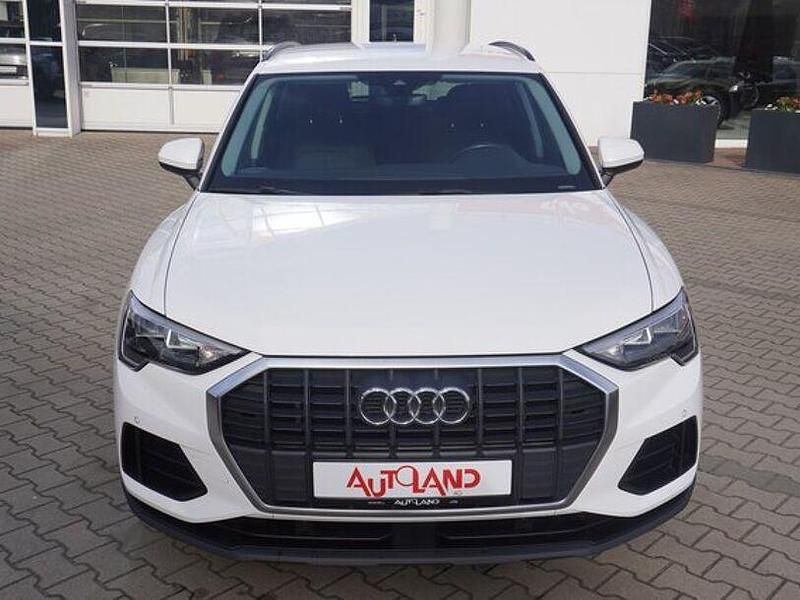Gebraucht Audi Q3 Ambiente 150 PS (110 kW) 2020 Ibisweiß SUV