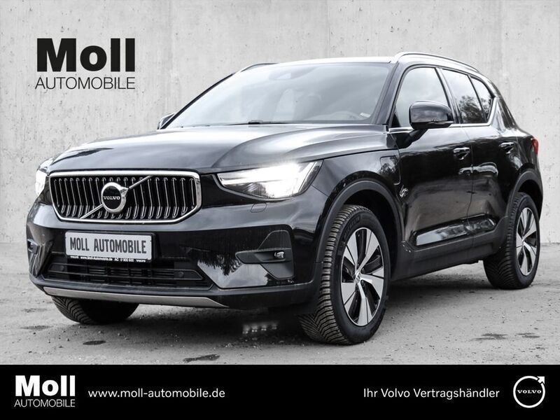 Stone) / solid (schwarz Gebraucht 2023 Volvo XC40 Core SUV | 35.480 € (Guter Preis) - Bild 1/4
