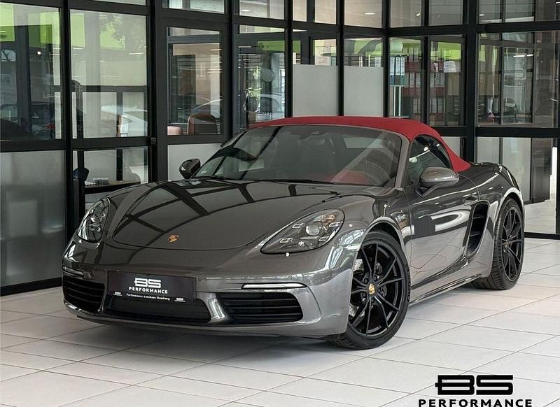 Grau Gebraucht 2017 Porsche 718 Boxster Black Edition Cabrio | 53.990 € (Fairer Preis) - Bild 1/4