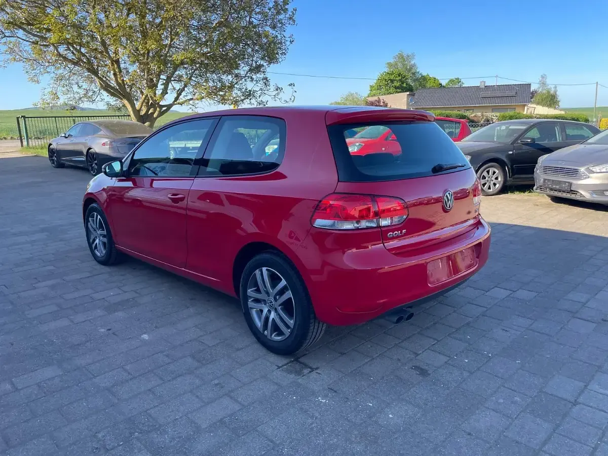 Gebraucht VW Golf VI Comfortline 122 PS (89 kW) 2009 Rot Kleinwagen