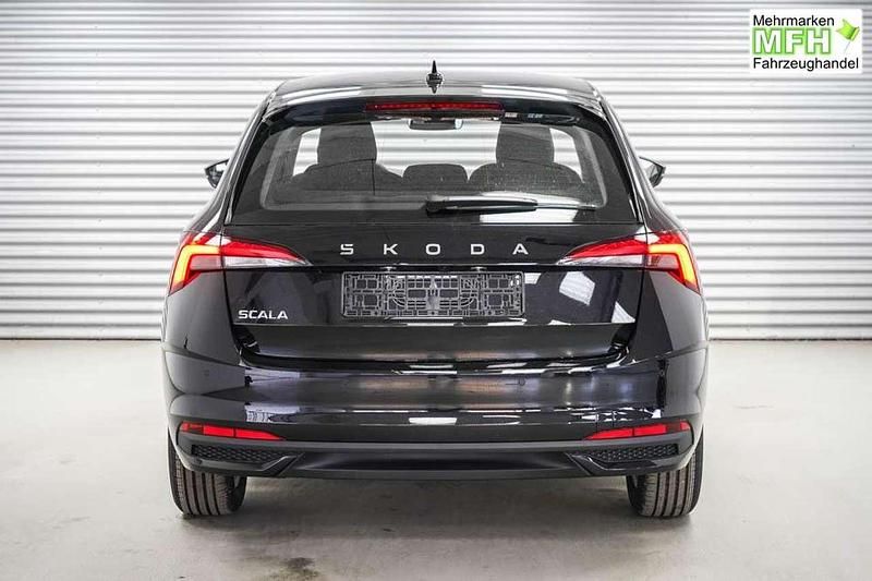 Neu Skoda Scala Selection 116 PS (85 kW) 2026 Black magic metallic ... Kleinwagen