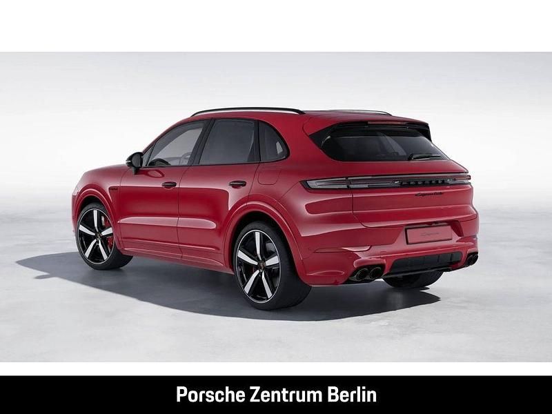 Gebraucht Porsche Cayenne Turbo E-Hybrid 740 PS (544 kW) 2024 Rot SUV