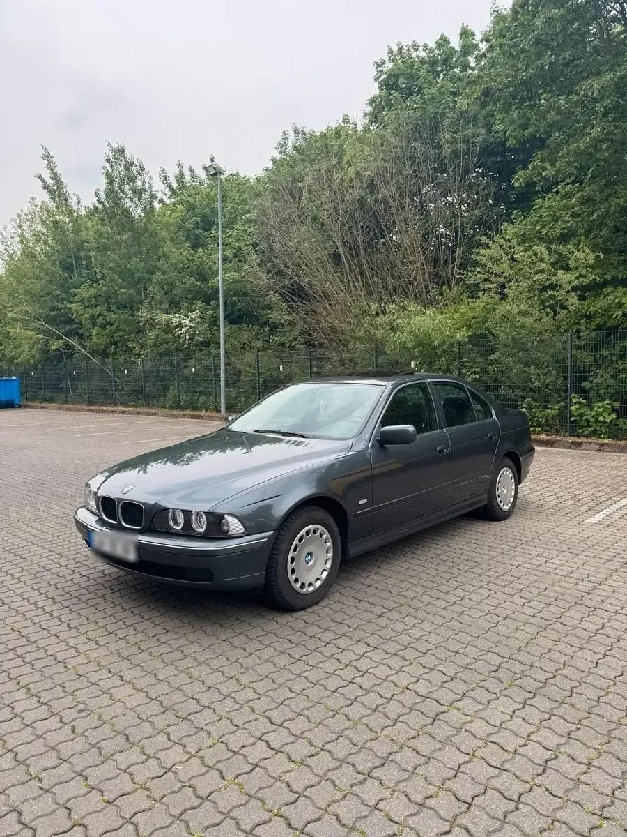 Gebraucht BMW 520 136 PS (100 kW) 2000 Grau Limousine