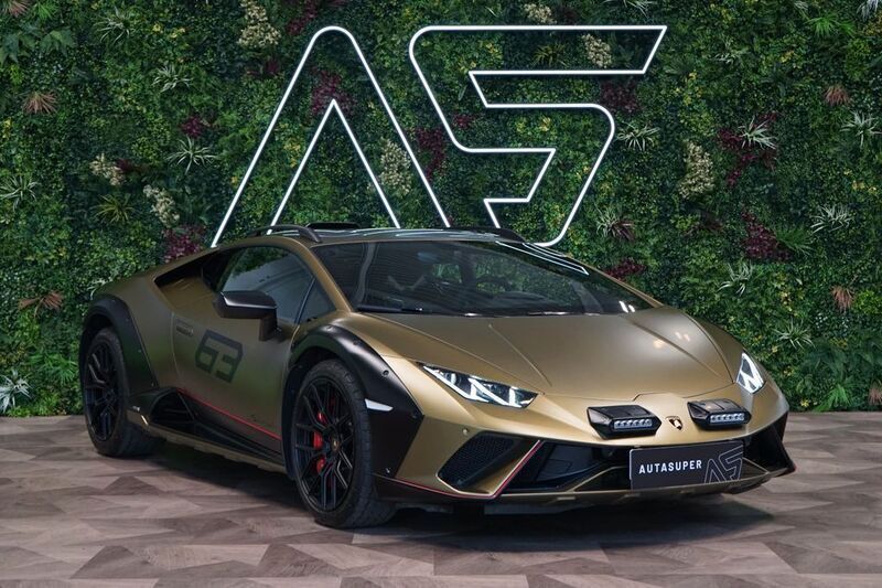 Grün Gebraucht 2023 Lamborghini Huracán | 312.400 € (Etwas zu teuer) - Bild 1/3