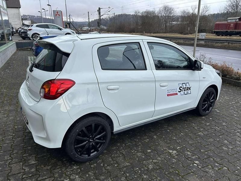 Gebraucht Mitsubishi Space Star Select 71 PS (52 kW) 2025 Weiß Limousine