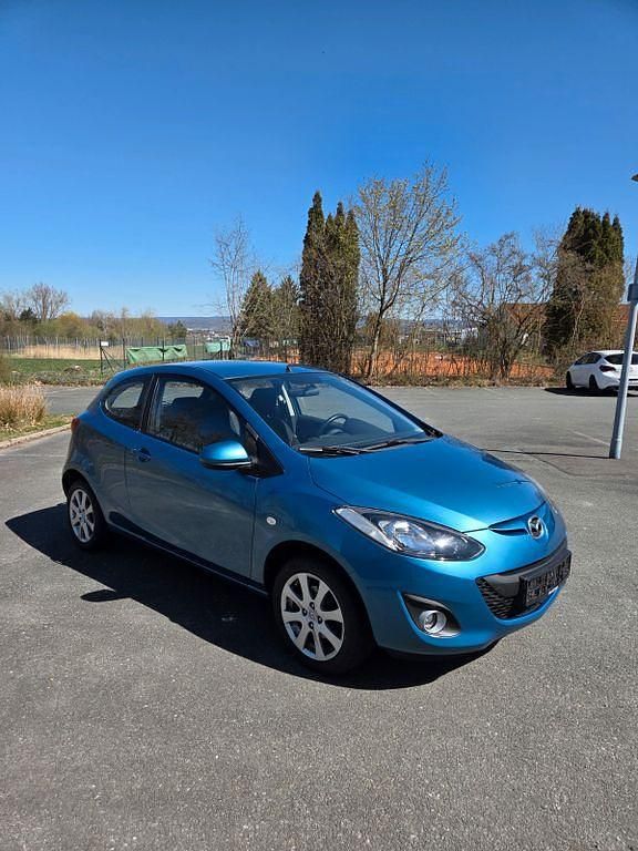 Gebraucht Mazda 2 Edition 84 PS (61 kW) 2010 Blau Kleinwagen