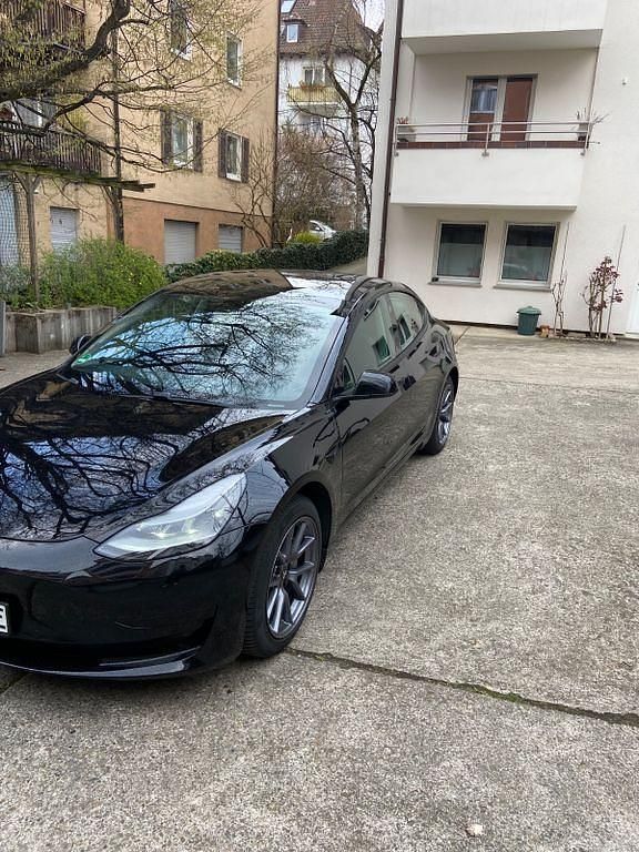 Gebraucht Tesla Model 3 RWD 239 kW (325 PS) 2021 Schwarz Limousine
