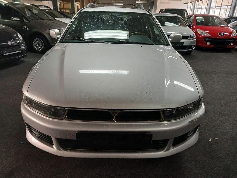 Gebraucht Mitsubishi Galant Elegance 160 PS (117 kW) 2002 Silber Kombi