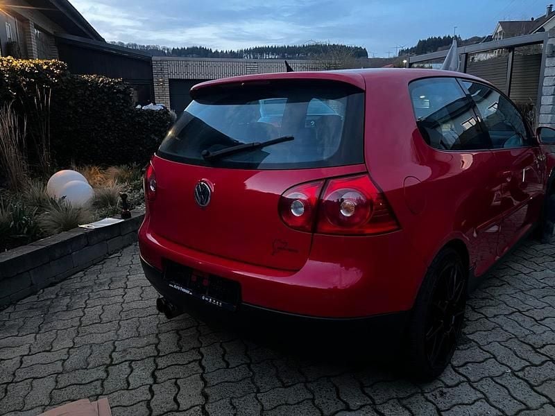 Gebraucht VW Golf GTI 200 PS (147 kW) 2006 Rot Coupé