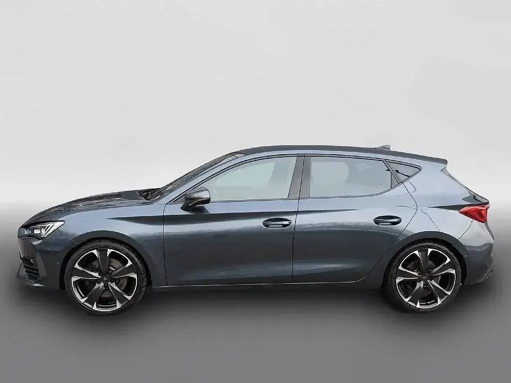 Usata Cupra Leon VZ 300 CV (220 kW) 2024 Grigio Berlina