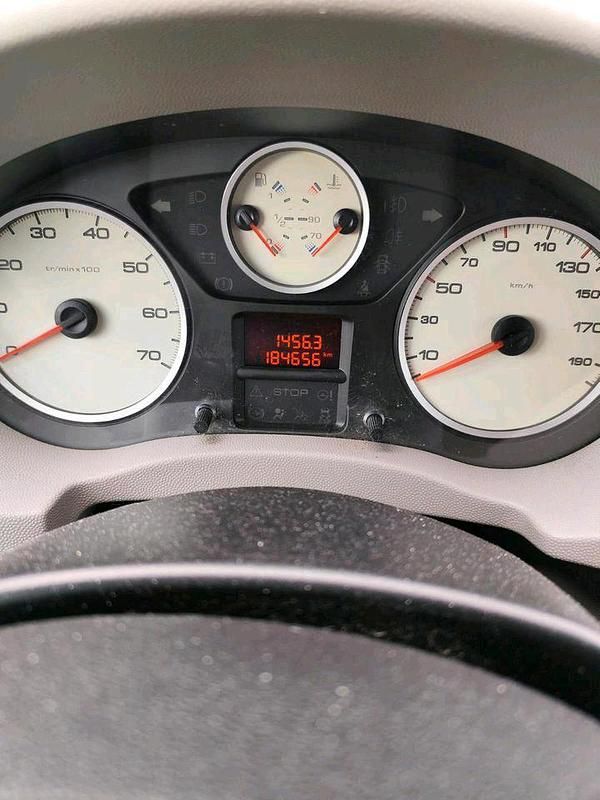 Second-hand Citroën Jumpy 120 CP (88 kW) 2010 Argintiu Monovolum