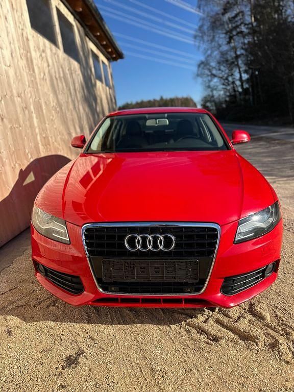 Gebraucht Audi A4 Sport 170 PS (125 kW) 2008 Rot Limousine