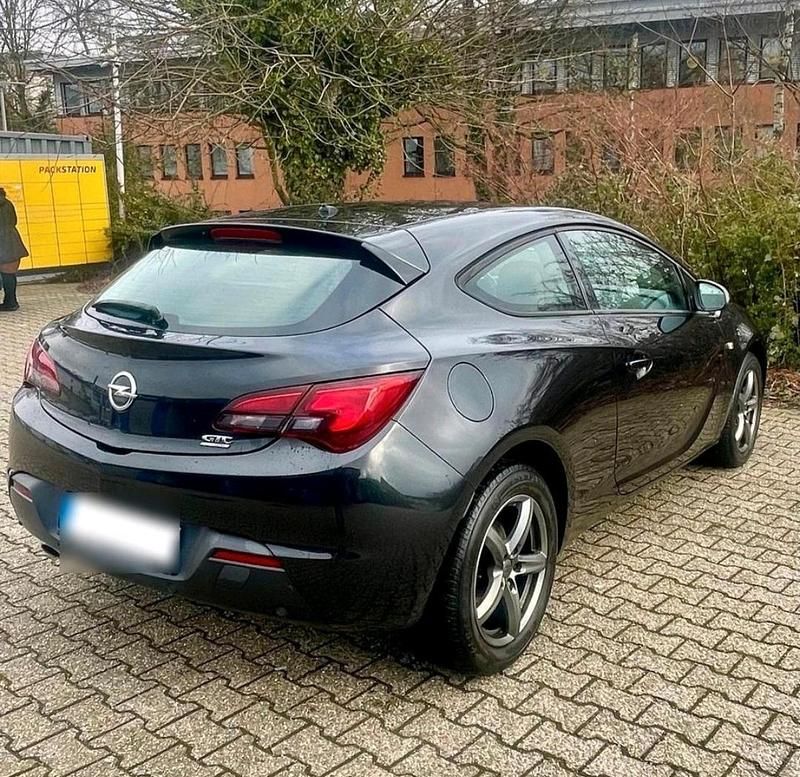 Gebraucht Opel Astra GTC S 140 PS (102 kW) 2012 Schwarz Kleinwagen