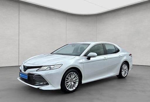 Gebraucht Toyota Camry Executive 218 PS (160 kW) 2019 Weiß Limousine