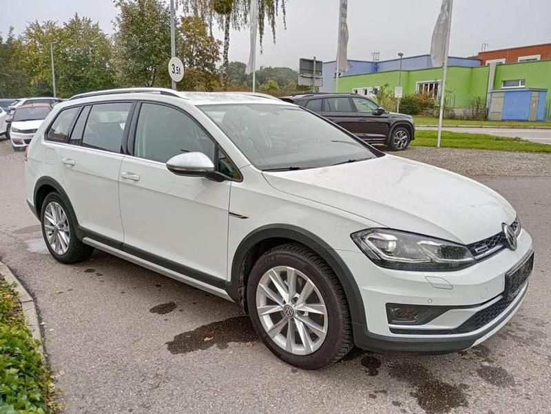 Gebraucht VW Golf Alltrack 179 PS (131 kW) 2018 Weiß Kombi