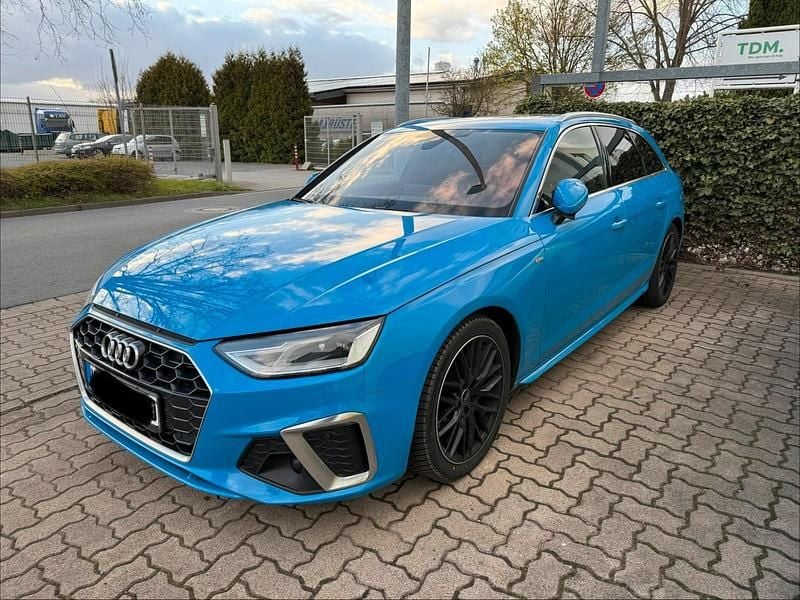 Gebraucht Audi A4 S-Line 163 PS (119 kW) 2022 Blau Kombi