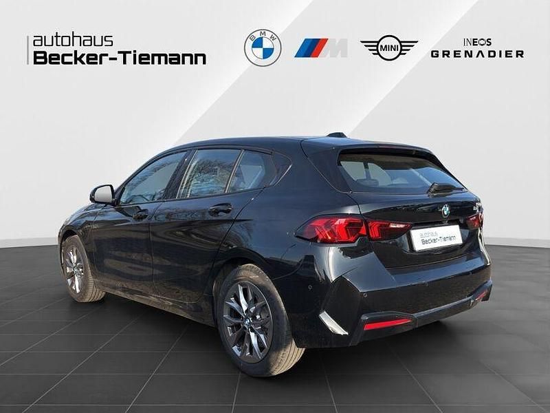 Second-hand BMW 120 Efficient Dynamics 170 CP (125 kW) 2025 Negru Hatchback