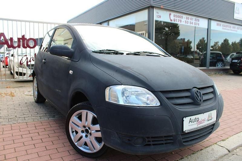 Gebraucht VW Fox Basis 54 PS (39 kW) 2007 Schwarz Kleinwagen