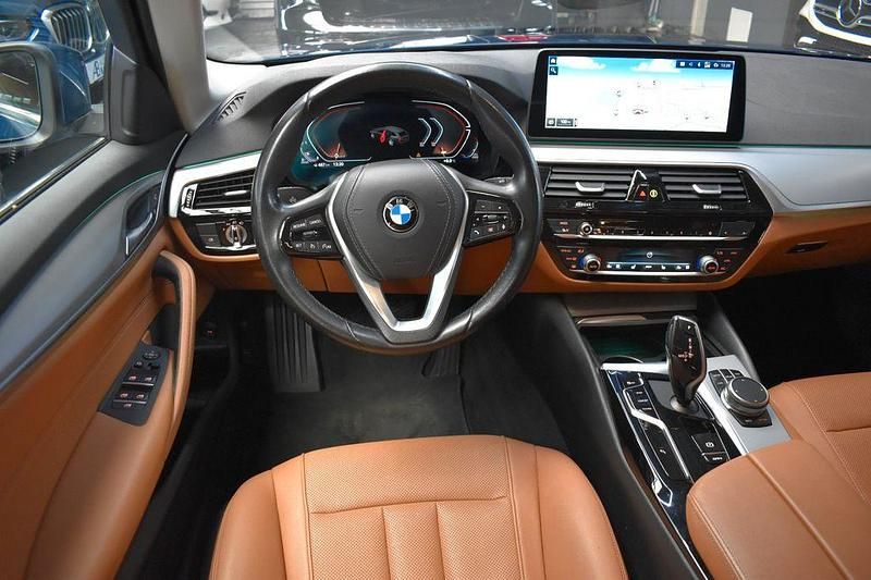 Gebraucht BMW 520 190 PS (139 kW) 2022 Blau Limousine