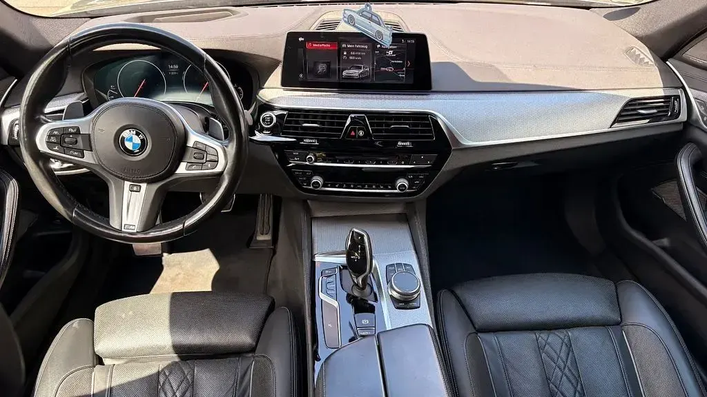 Gebraucht BMW 530 M Sport 265 PS (194 kW) 2019 Grau Kombi
