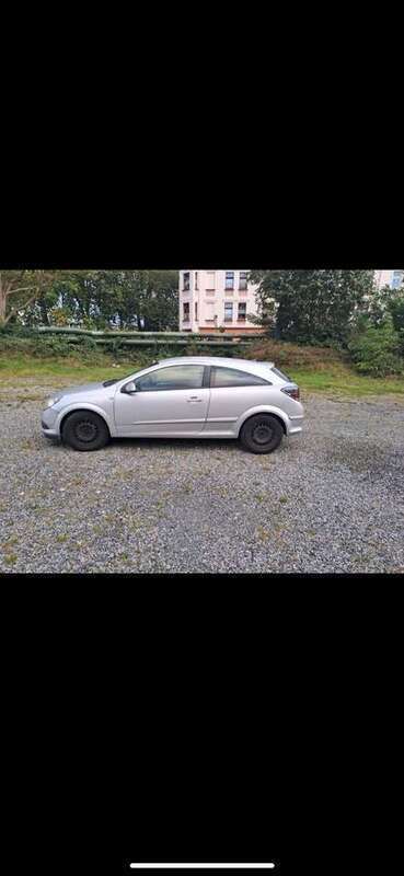 Gebraucht 2005 Opel Astra Coupé | 1.800 € (Guter Preis) - Bild 1/4