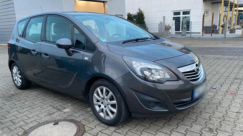 Gebraucht Opel Meriva 140 PS (102 kW) 2011 Grau Van / Kleinbus