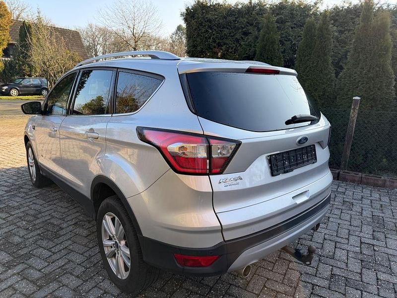 Gebraucht Ford Kuga Cool & Connect 150 PS (110 kW) 2018 Silber SUV