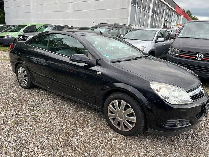 Gebraucht Opel Astra Cabriolet Cosmo 140 PS (102 kW) 2008 Schwarz Cabrio