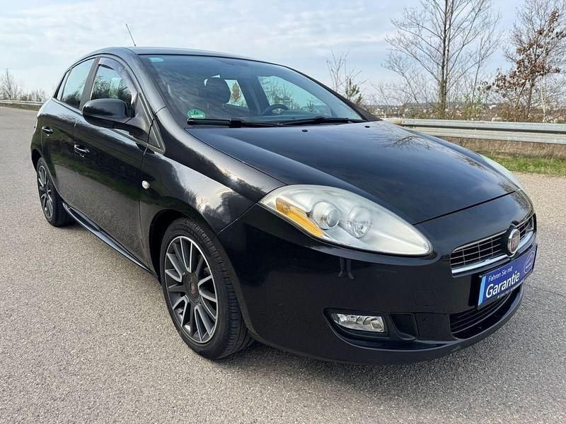 Gebraucht Fiat Bravo Dynamic 120 PS (88 kW) 2009 Schwarz Kleinwagen