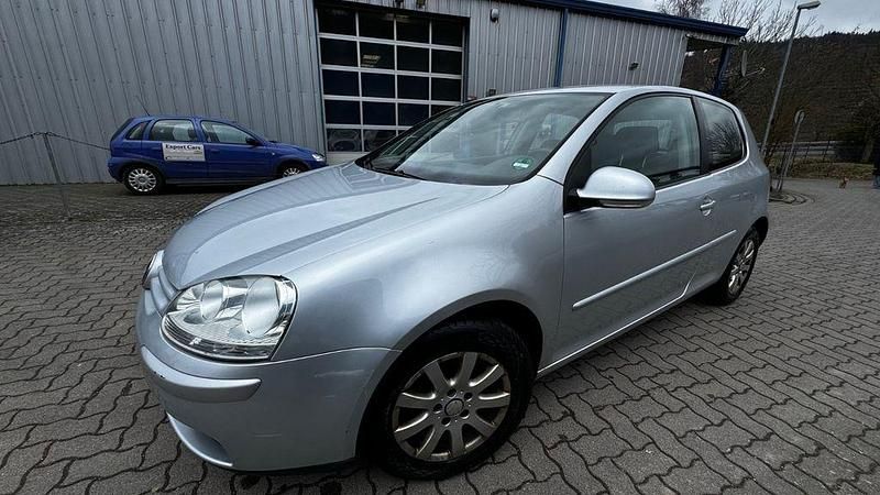 Gebraucht VW Golf IV 102 PS (75 kW) 2005 Silber Limousine