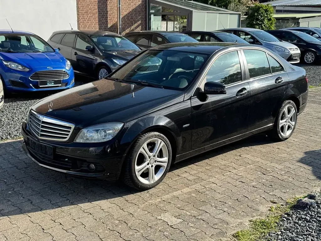 Gebraucht Mercedes C200 136 PS (100 kW) 2010 Schwarz Limousine
