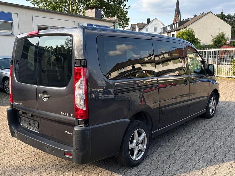 Gebraucht Peugeot Expert 120 PS (88 kW) 2009 Grau Van